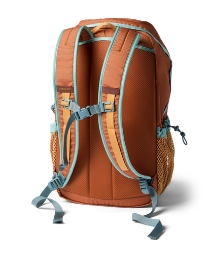 Clase 28L Daypack
