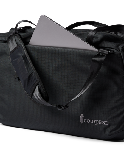 Viaje 45L Travel Duffel