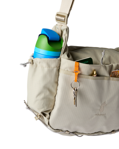 Viaje 12L Shoulder Bag