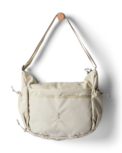 Viaje 12L Shoulder Bag