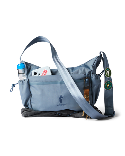 Viaje 9L Shoulder Bag